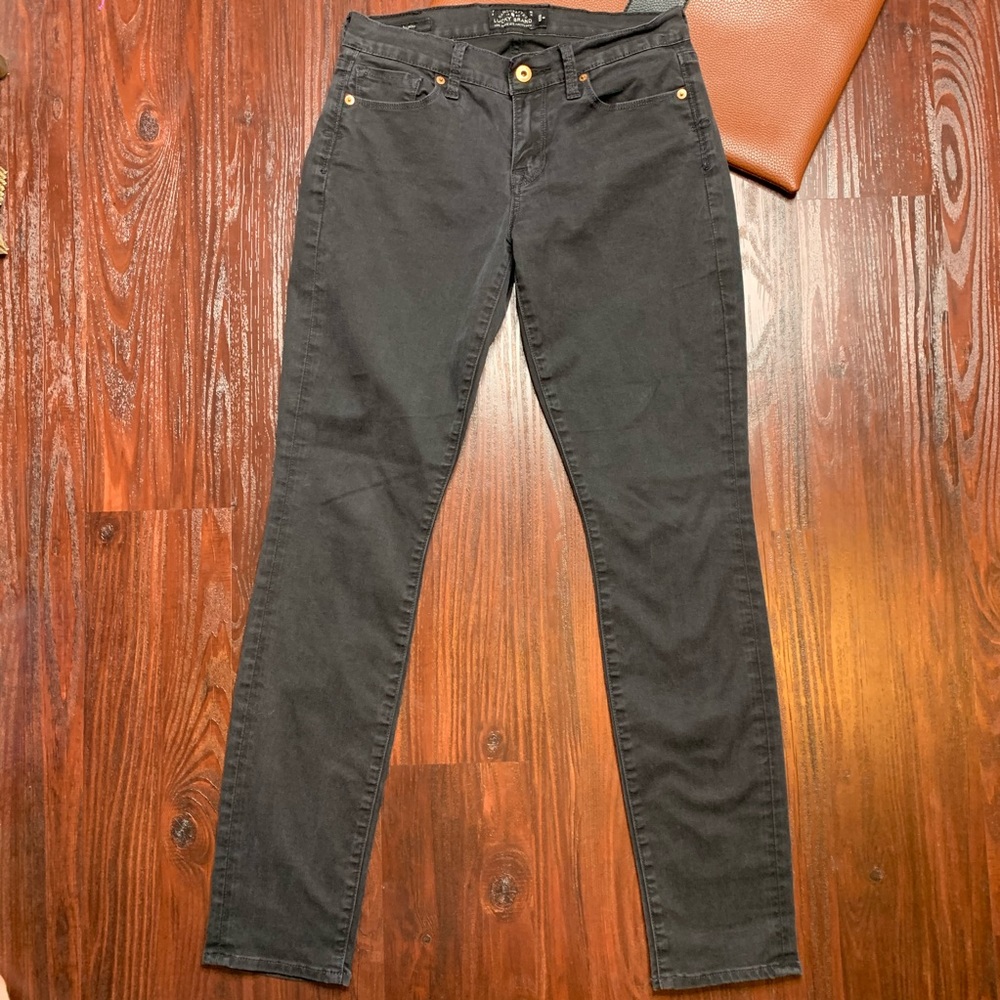 Lucky Brand Black Sofia Skinny jean size 28